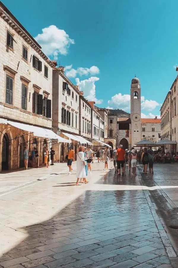 Shops lining Stradun walkway in Dubrovnik.