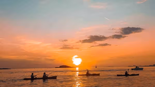 Kayaking Dubrovnik to Lokrum Island: a Perfect 1-Day Thing to Do