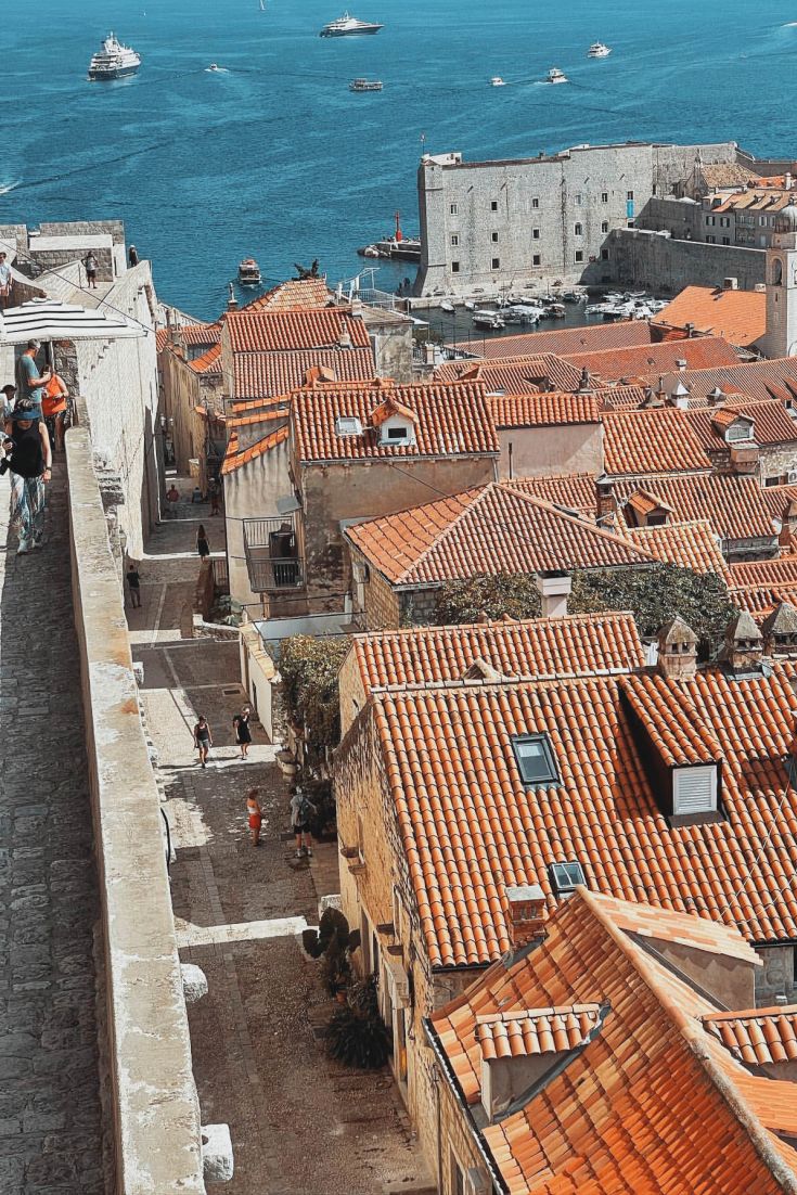 Walking Dubrovnik City Walls—2023 Guide | Kompas.hr